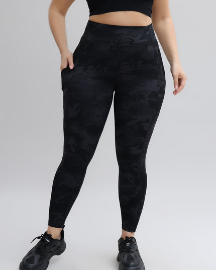 Nude High-Waisted Stretch Slim-Fit 9/10 Yoga Leggings with Pockets