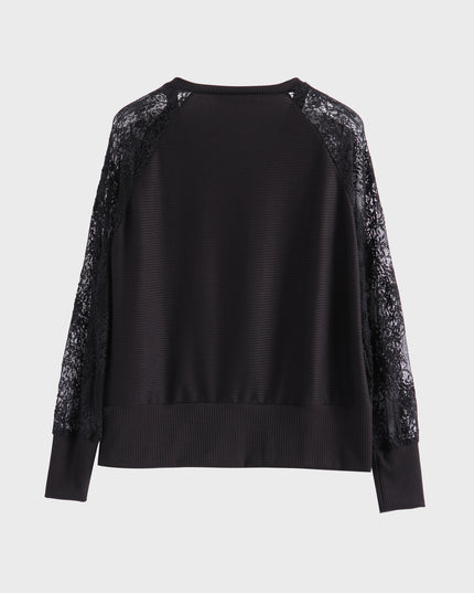 Midsize Fancy Lace-Patching Saddle-Sleeves Top