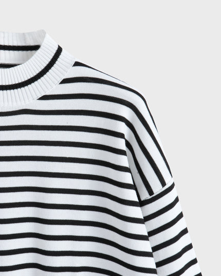 Midsize Loose Turtleneck Striped Knitted Sweater