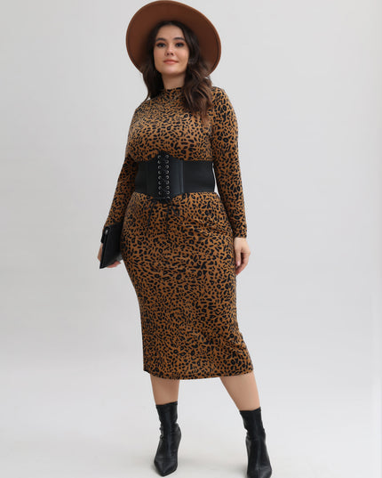 Vestido mediano de manga larga con túnica de leopardo y abertura en la espalda 