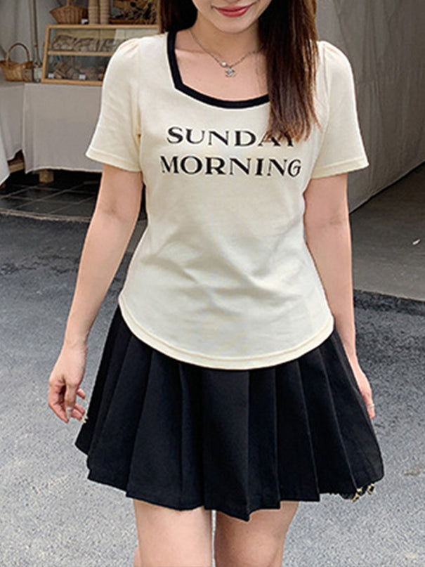 Camiseta con cuello cuadrado: estampado Sunday Morning (talla grande) 
