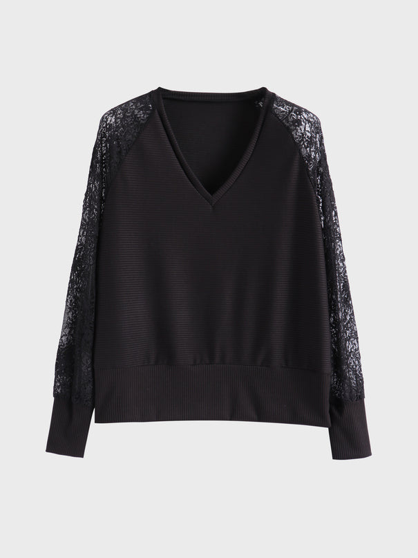 Midsize Fancy Lace-Patching Saddle-Sleeves Top